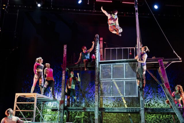 250804_CirqueEloize_IDEvolution_SHOW-133